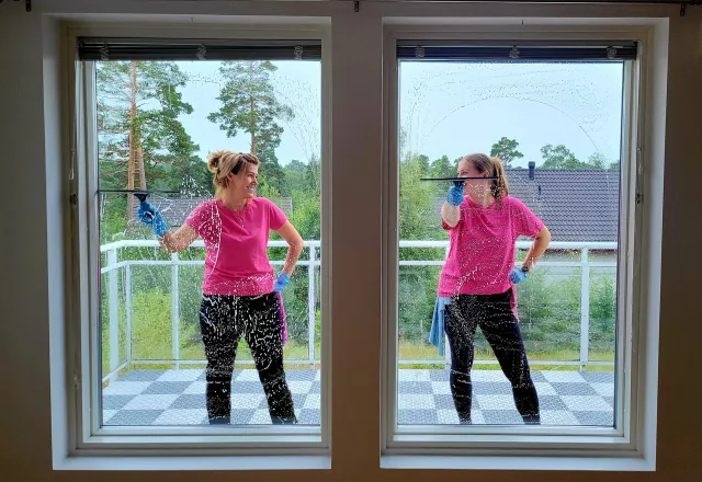 Fönstertvätt pågår